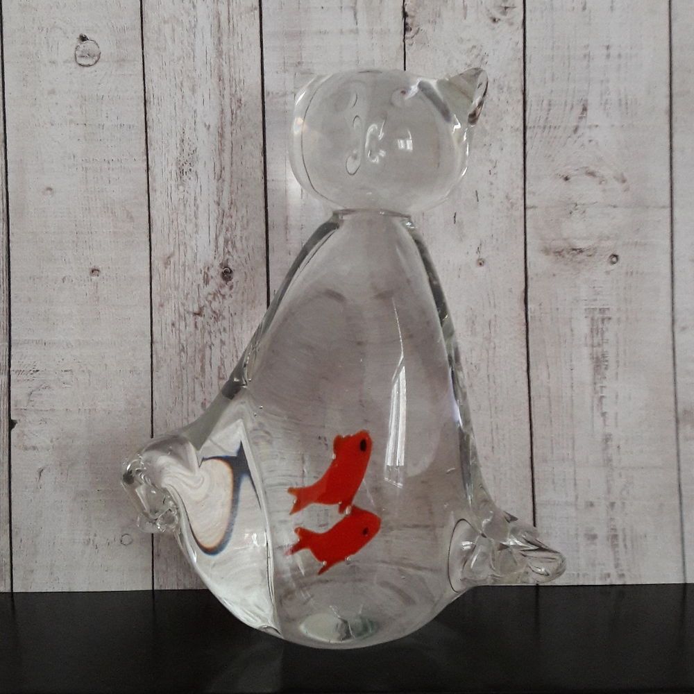 Handblow Glass Cat Figurine with two gold fish.